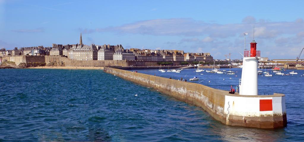 Logis Maison Vauban - Hotel St Malo Saint-Malo Bagian luar foto