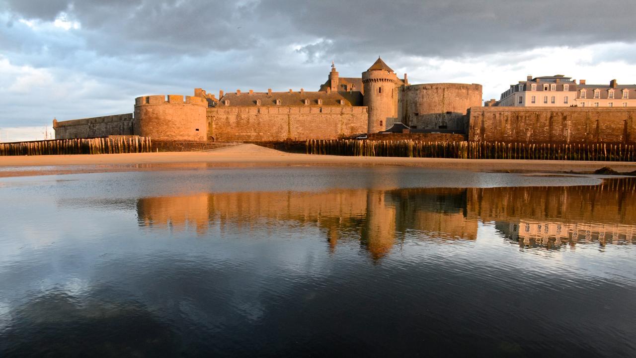 Logis Maison Vauban - Hotel St Malo Saint-Malo Bagian luar foto